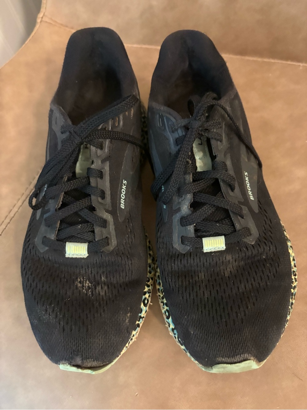 Brooks launch 8 black teal cheetah print comfortable athletic shoes size 7.5 - Picture 5 of 10